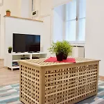 Sunset Point Apartment